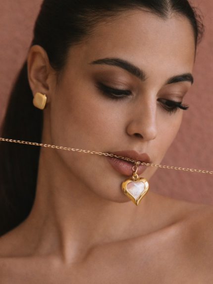 Κολιέ Αλυσίδα Χρυσό με Φιλντισένιο Charm Καρδιά | Couronne