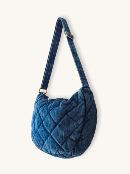 Τσάντα Ώμου Σκούρο Denim με Καπιτονέ Μοτίβο | Couronne
