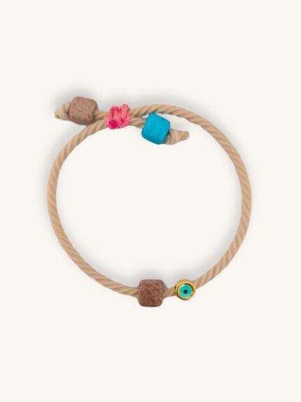 Βραχιόλι με μπεζ κορδόνι, στρογγυλό χρυσό ματάκι και πολύχρωμες χάντρες